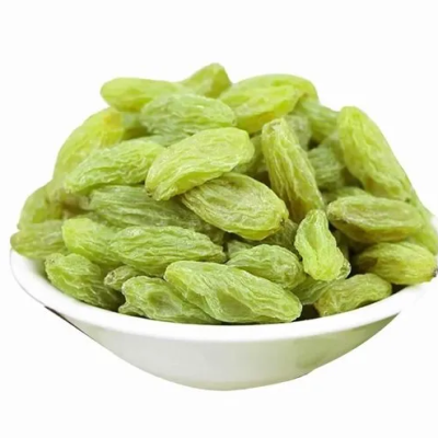 Indulge in our 100% natural and fresh green raisins, rich in fiber and vitamins.